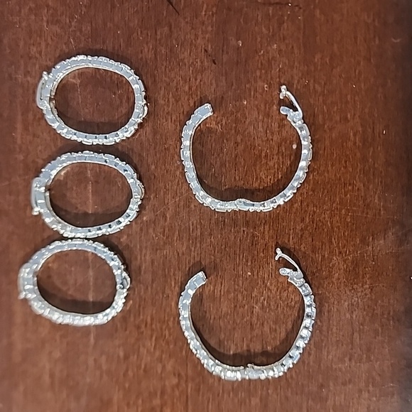 Elegant Silver Hoop  for pictures (5) - Picture 2 of 3